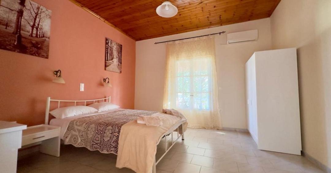 Yannis 2 Apartment Roda (Corfu)
