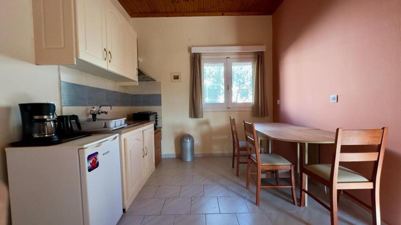 Apartment Yannis 2 Roda (Corfu)